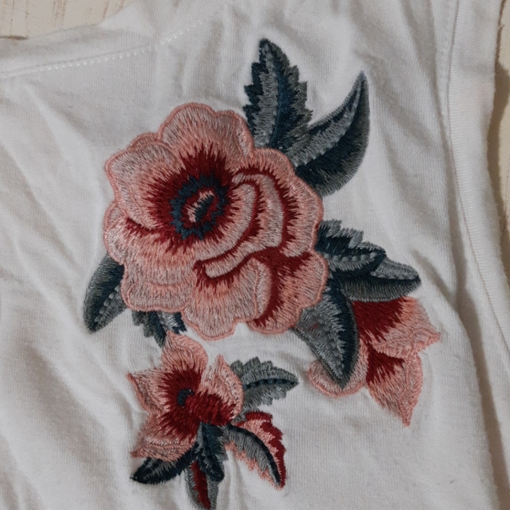 Flower embroided tank top! American Eagle